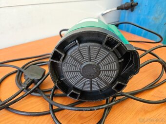 PONORNÉ ČERPADLO DO SUDU 400W - 3