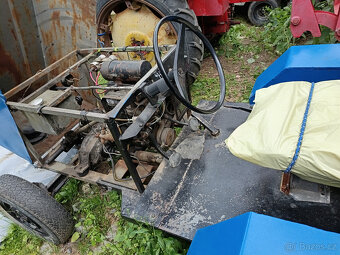 Traktor Trabant - 3