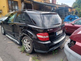 Mercedes benz w 164 ML - 3