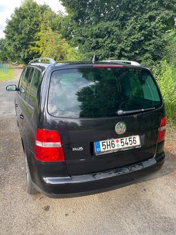 VW Touran 2.0 TDI DSG 7-míst 2004 - 3