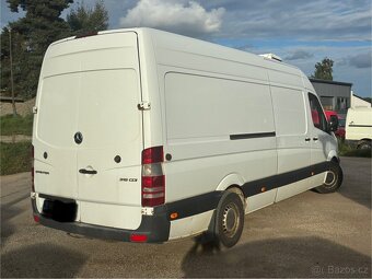 Mercedes Benz Sprinter - 3