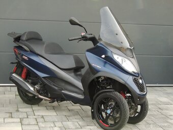 PIAGGIO MP3 500 HPE 2021 ABS ASR ZPÁTEČKA ,,B" řidičák - 3