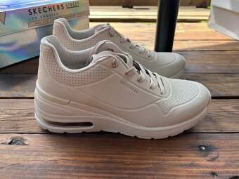 Skechers Million Air (vel. 40) - 3