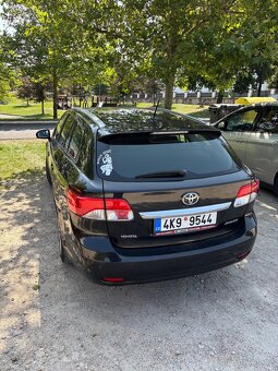 Toyota Avensis 1.8 VVTI - 3