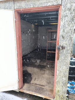 Stavební buňka/bouda/přístřešek 2,5 x 2,7 x 6 m - 3