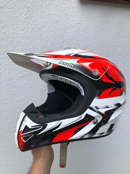 helma přilba AIROH MX - 3