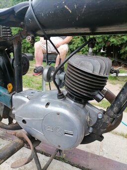 Prodám ČZ 125 t pevný rám - 3