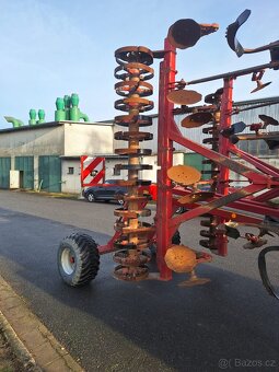 Radličkový kypřič HORSCH TERRANO 6FX - 3