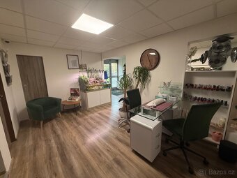 HLEDÁME MANIKÉRKU / PEDIKÉRKU - 3