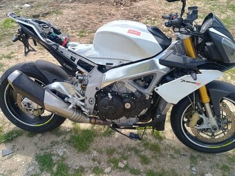 Aprilia tuono v4 - 3