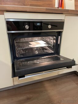 Electrolux vestavná mikrovlnná trouba 600 FLEX Quick&Grill E - 3