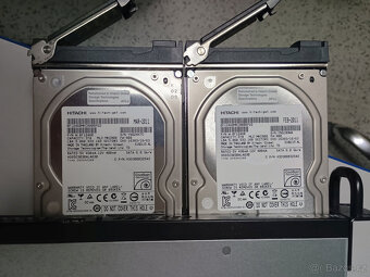 Netgear ReadyNAS 2100 (vč. 2ks 3TB HDD) - 3