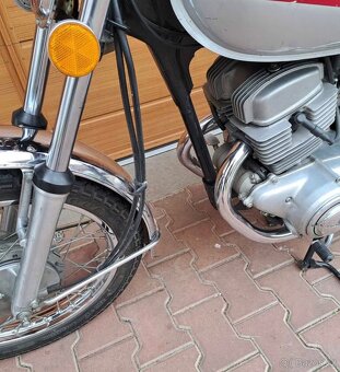 HONDA najeto 13000km TOP ORIGINÁL STAV - 3