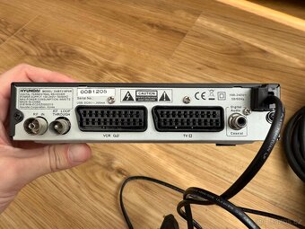Hyundai DVBT218PVR DVB-T2 sep-top box - 3
