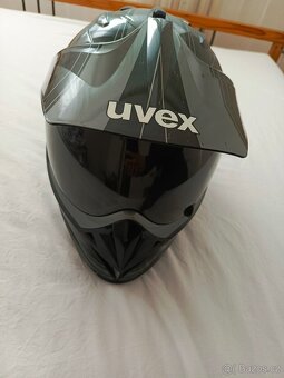 Helma UVEX - 3