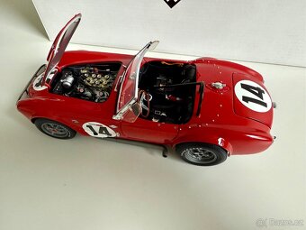 Závodní vůz Exoto Shelby Cobra #14 - 3