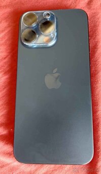 Prodám iPhone 15 pro max 256 gb modrý Titan - 3