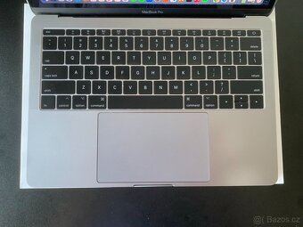 MacBook Pro 2017 | 2.3 GHz | 256 ssd | 8 RAM - 3