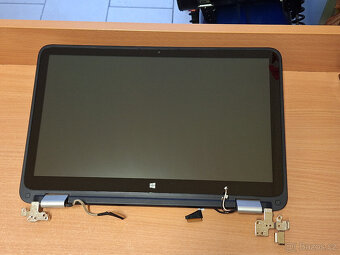 HP ENVY 15-u000nc - funkční dotykový displej + celé víko - 3