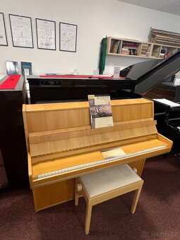 Menší piano May - Berlín se zárukou 2 roky, doprava zdarma. - 3