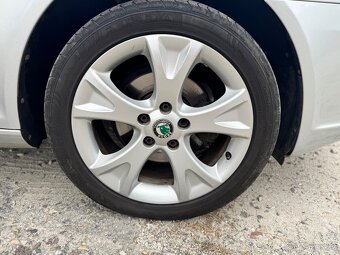 ŠKODA OCTAVIA II FL COMBI 1.4 TSI ELEGANCE TOP STAV - 3