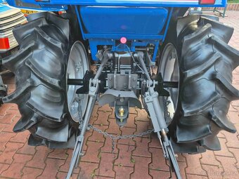 Nabízíme Japonský malotraktor zn. Iseki TU240F - 3