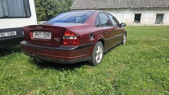 Volvo S80 2.4 D5 manuál - 3