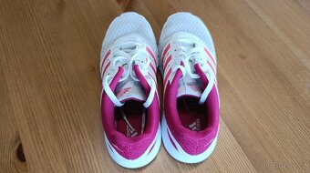 Tenisky Adidas vel. 34 - 3