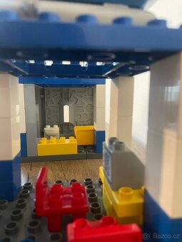 Lego duplo Policejní stanice - 3