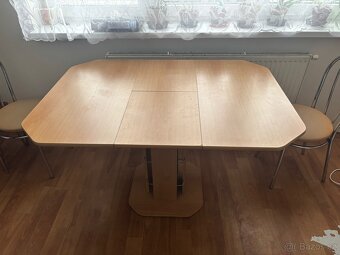 Jídelní stůl - 3