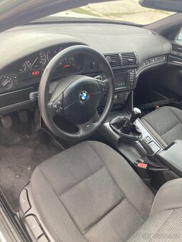 Bmw e39 523i díly - 3