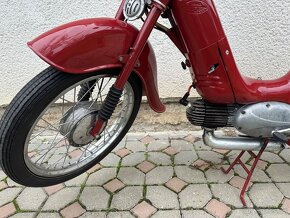 Predám JAWA 555 pionýr, GO motora, nový lak, + možné TP - 3
