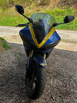 Yamaha YZF-R6 (2005) - 3