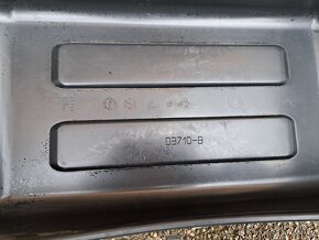 Podběh blatníku zadních kol D3710-B - 3
