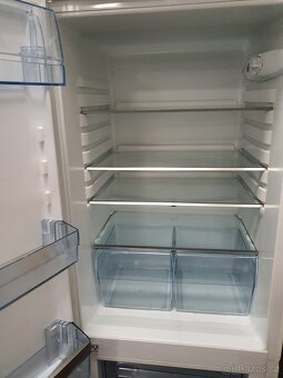 úsporná A+ lednice AEG s velkým mrazákem - 3