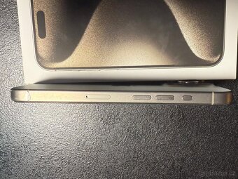 Apple 15 PRO - 3