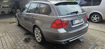 BMW 320i 125kw Automat - LCI - Kůže, Velká NAVI, Panorama - 3