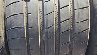 Letní pneu 245/40/19 Good Year - 3