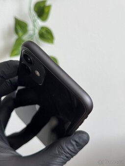 iPhone 11 128GB - záruka, DPH - 3