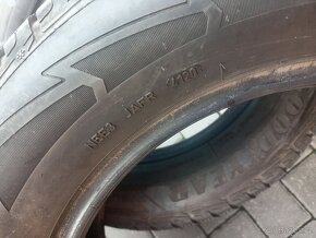 Zimní 2ks Goodyear UG. 215/65/17 - 3