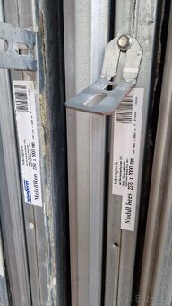 Výklopná garážová vrata Novoferm model Rees - 3