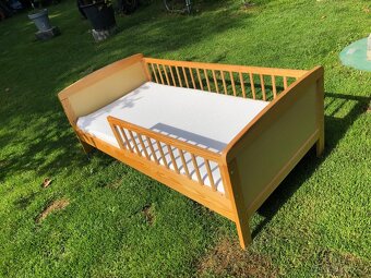 Dětská postel, dřevěná, 140x70 cm, vč. matrace - 3
