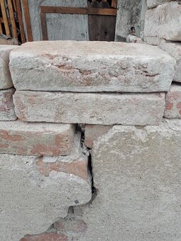 Staré cihly z bouračky - 3