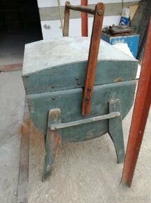 Stará dřevěná pračka - 3