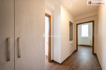 K pronájmu, nově zrekonstruovaný, klimatizovaný byt 3+kk s p - 3
