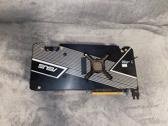 Asus Dual Radeon RX 6700 XT 12 GB - 3