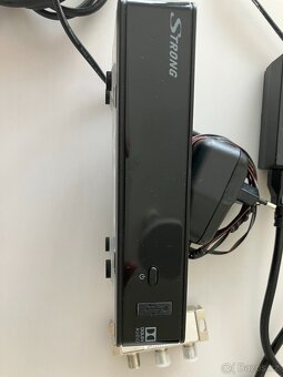 Set-top box Strong SRT 8211 + příslušenství - 3