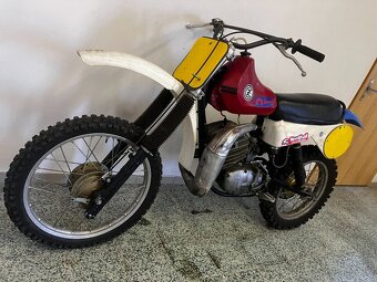 ČZ 380 CROSS MOTOR 981 - 3
