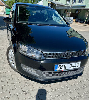 VW Polo 1.4i 16V 63kw - rok 2010 čistý, udržovaný - 3