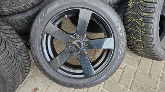 Zimní Sada Alu 5x114.3 225/50 R17 Dezent - 3